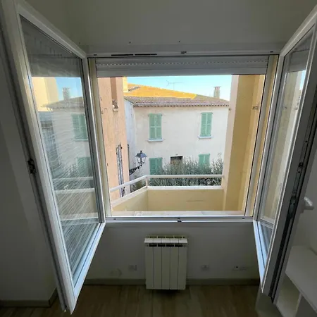 Apartament Le Peyron Saint-Raphaël